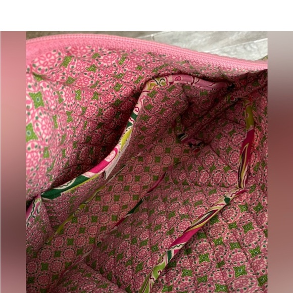 🔥🔥🔥Pre Black Friday sale 🔥🔥🔥
Pre loved Vera Bradley 6 bag bundle (C321) - Picture 10 of 16